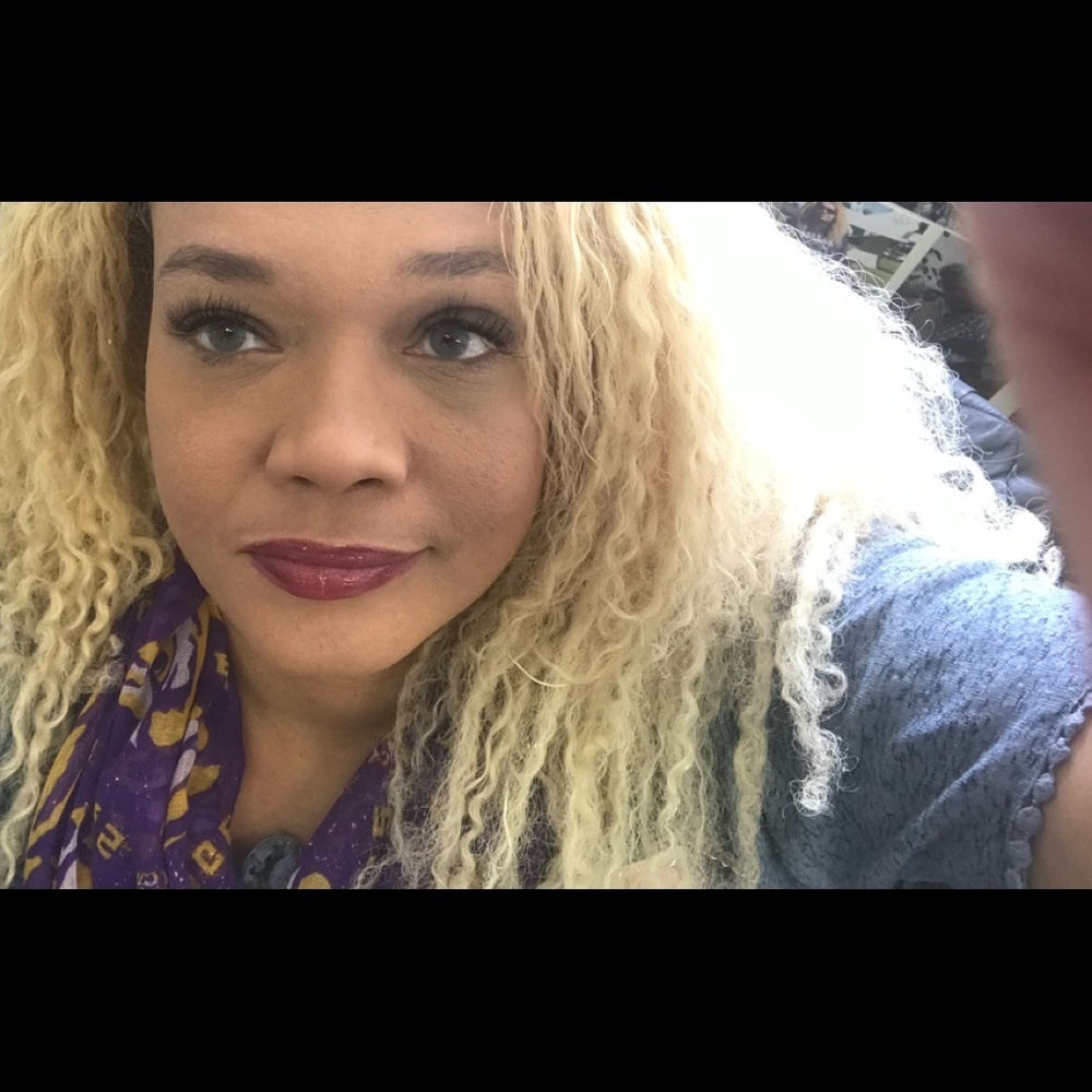 Meet your Posher, Erika